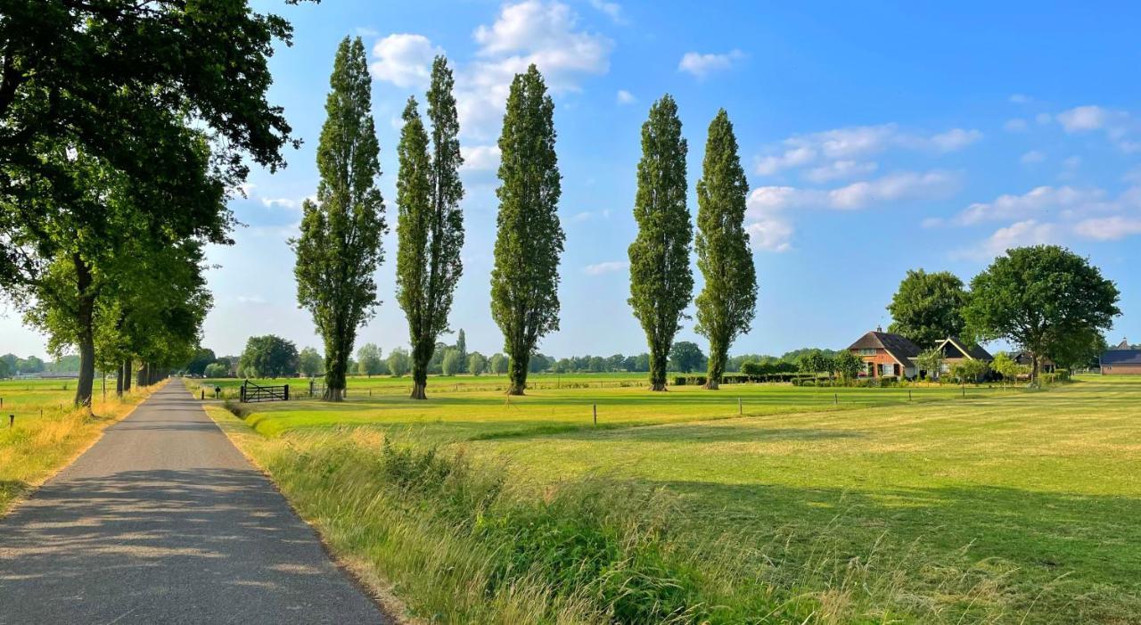 Uylkenshof Safaritenten En Natuurhuisjes Epe Esterno foto